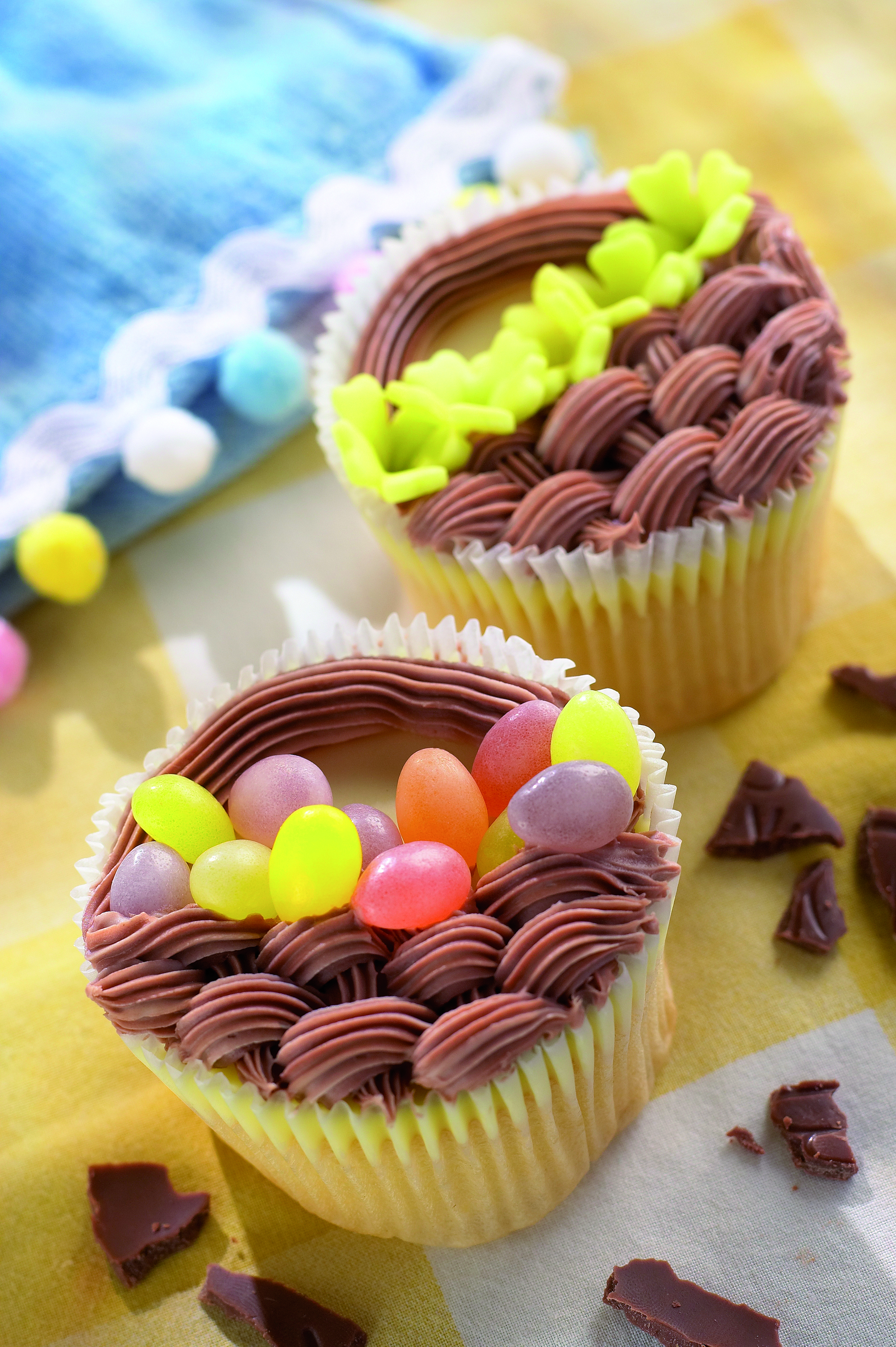 Beautiful Basket Cupcakes