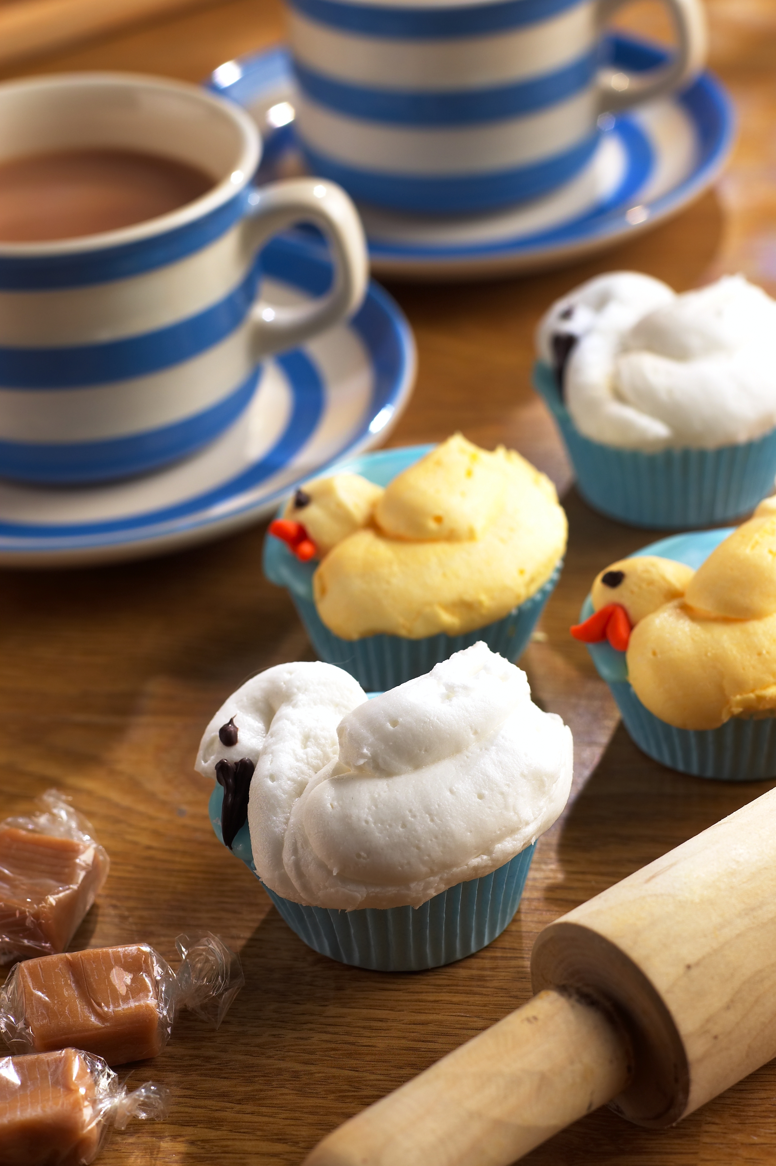 Fluffy Duck Cupcakes