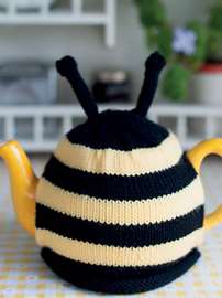 Bee Tea Cosy