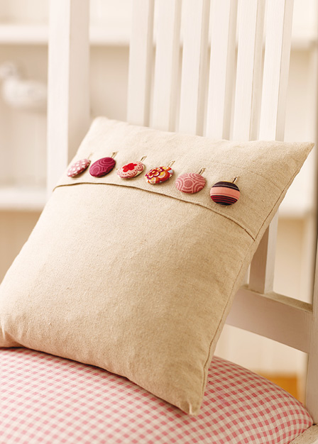 Buttoned-up Cushion