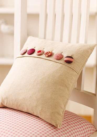 Buttoned-up Cushion