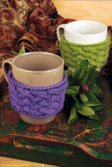 Celtic Plait Coffee Cup Sleeve Pattern | Celtic Plait Coffee Cup Sleeve Pattern |