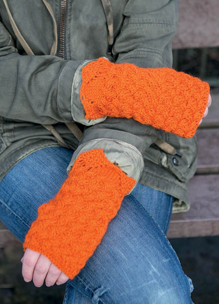 Scallop Wrist Warmers
