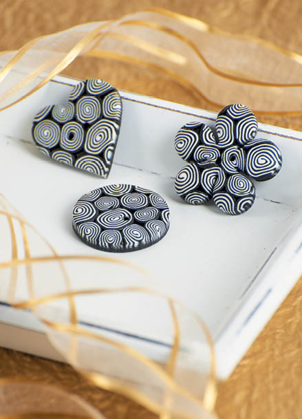 Black and White Button