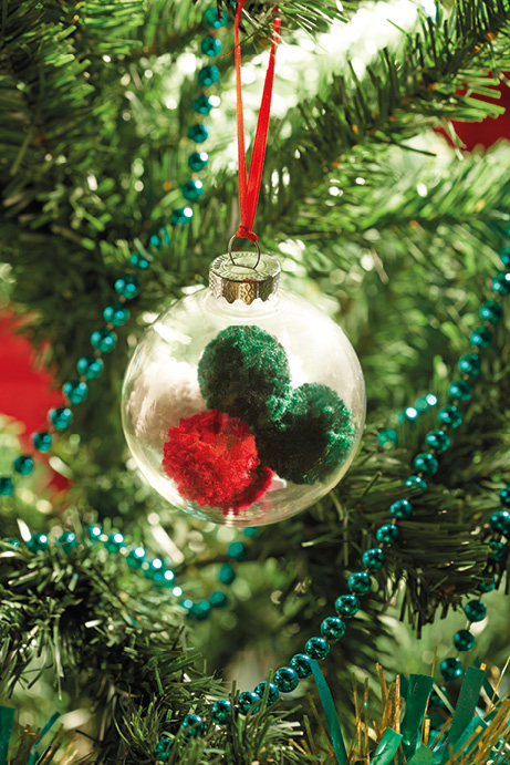 Pompom Bauble