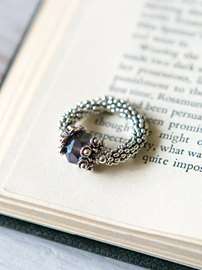 Vintage-style Ring