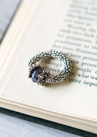 Vintage-style Ring