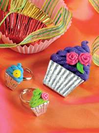Cup Cake Brooch